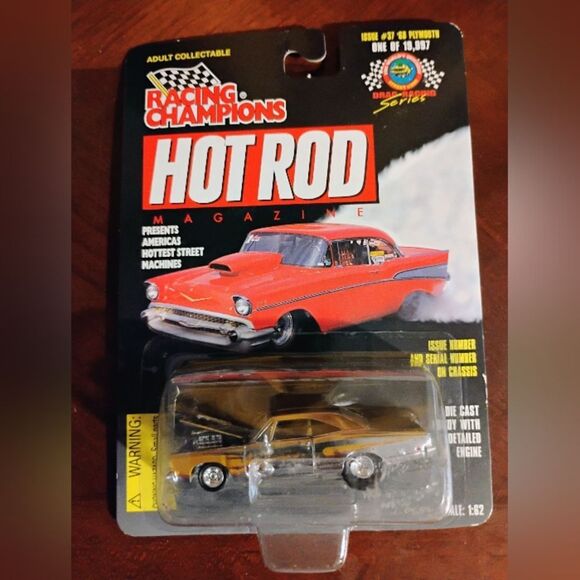 Racing Champions Other - Gold Die-Cast Car